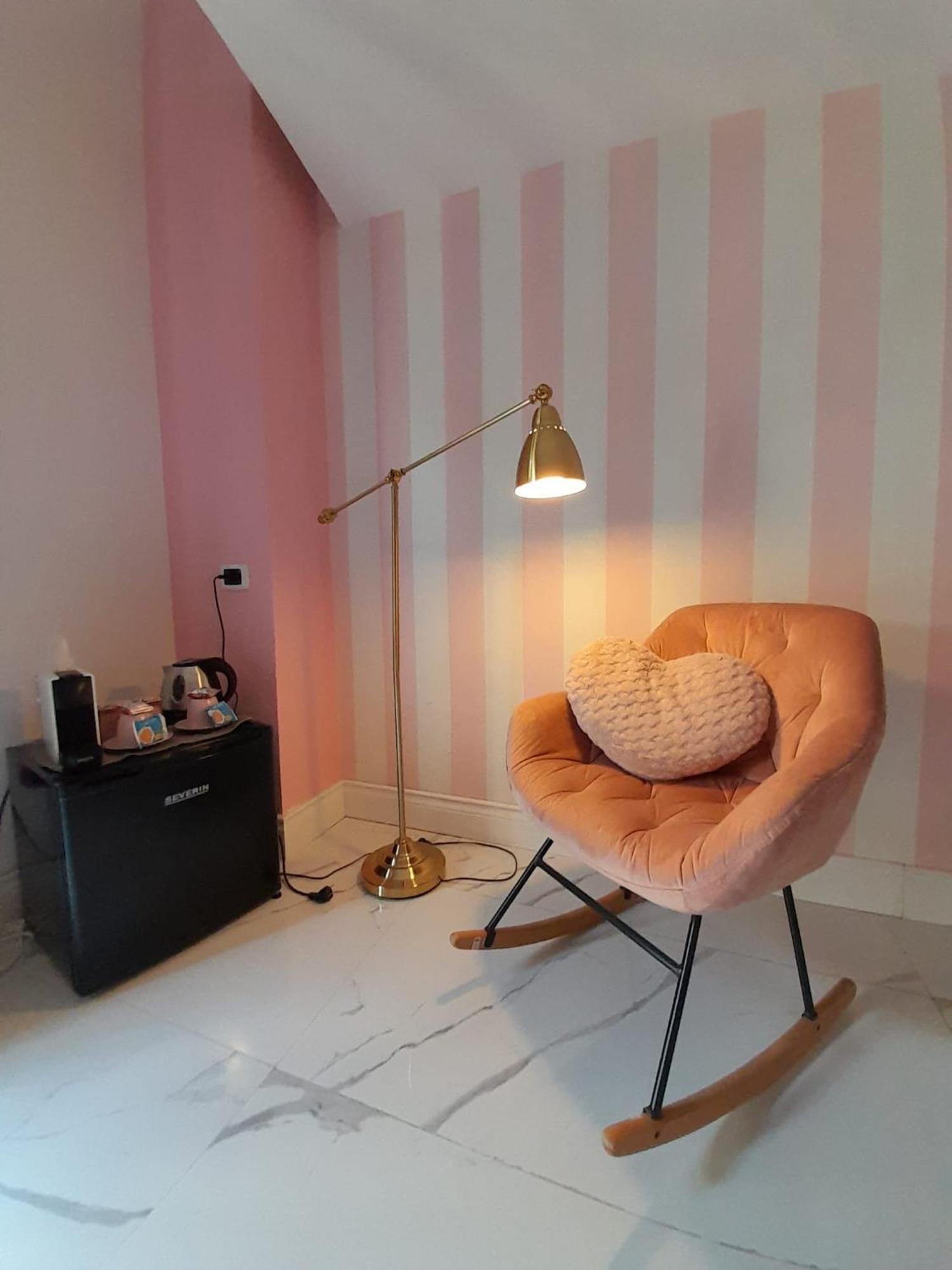 נאפולי Mayfair Lifestyle Suites By Babylon Stay מראה חיצוני תמונה
