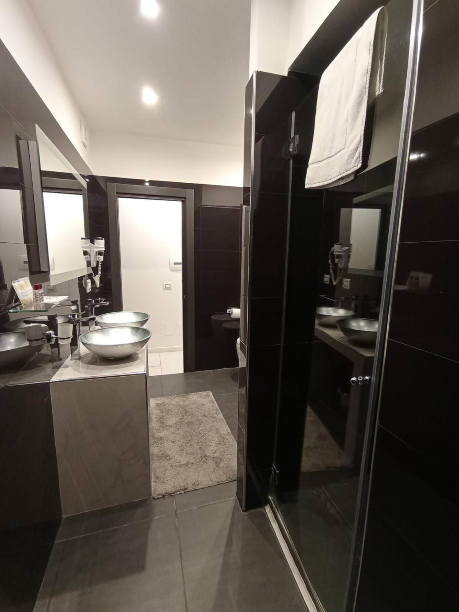 נאפולי Mayfair Lifestyle Suites By Babylon Stay מראה חיצוני תמונה