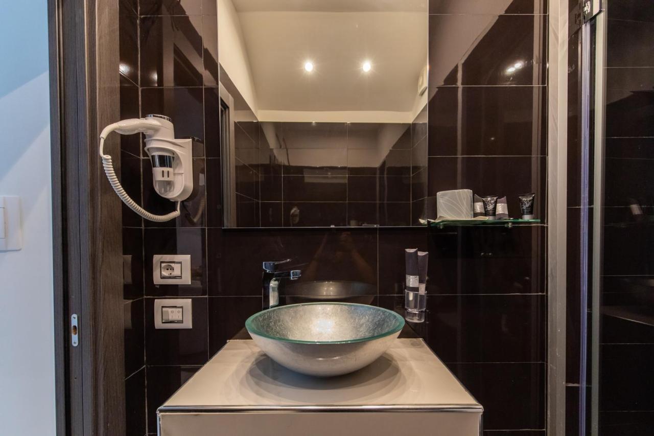 נאפולי Mayfair Lifestyle Suites By Babylon Stay מראה חיצוני תמונה