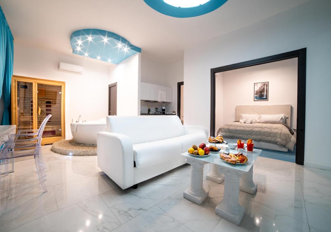 נאפולי Mayfair Lifestyle Suites By Babylon Stay מראה חיצוני תמונה