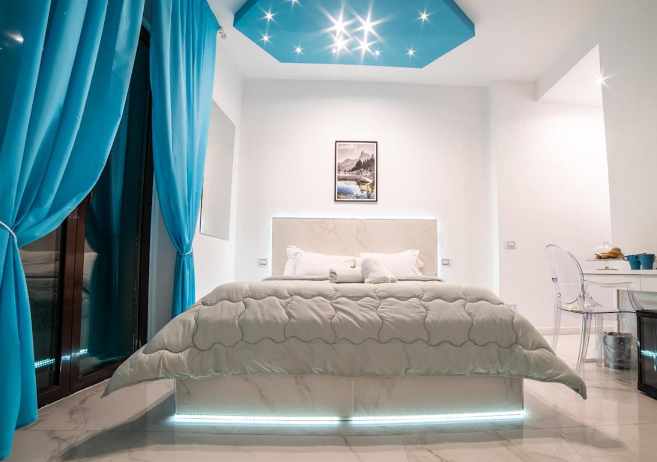 נאפולי Mayfair Lifestyle Suites By Babylon Stay מראה חיצוני תמונה