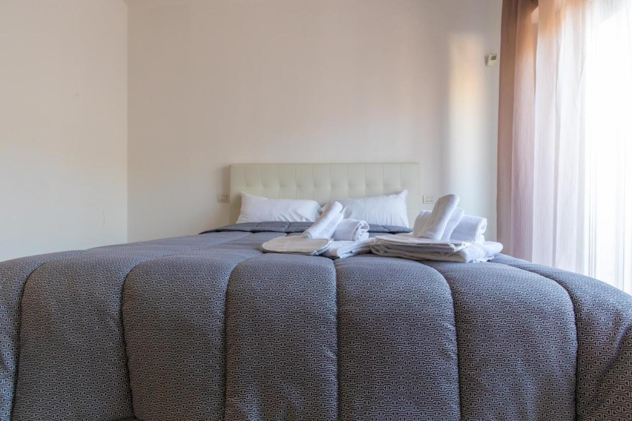 נאפולי Mayfair Lifestyle Suites By Babylon Stay מראה חיצוני תמונה